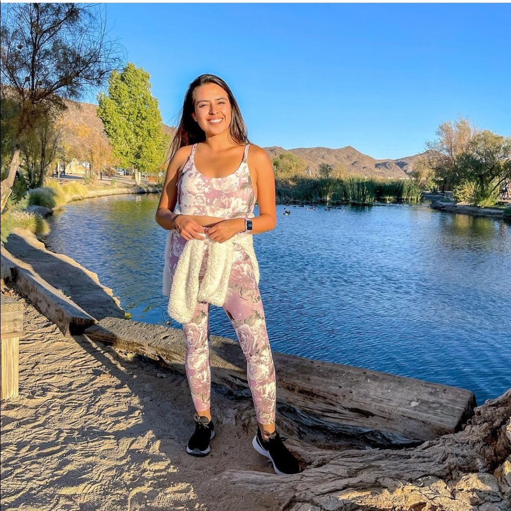 Matching Active Set - Ellie Pink Floral Workout Yoga Pants, Sports Bra